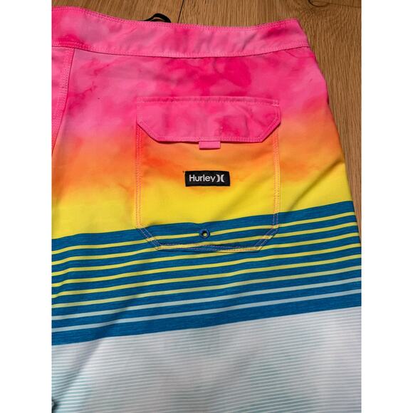 NWT Hurley Weekender 20" Striped Multi Color Board Shorts Men's Size 38 - Picture 6 of 7